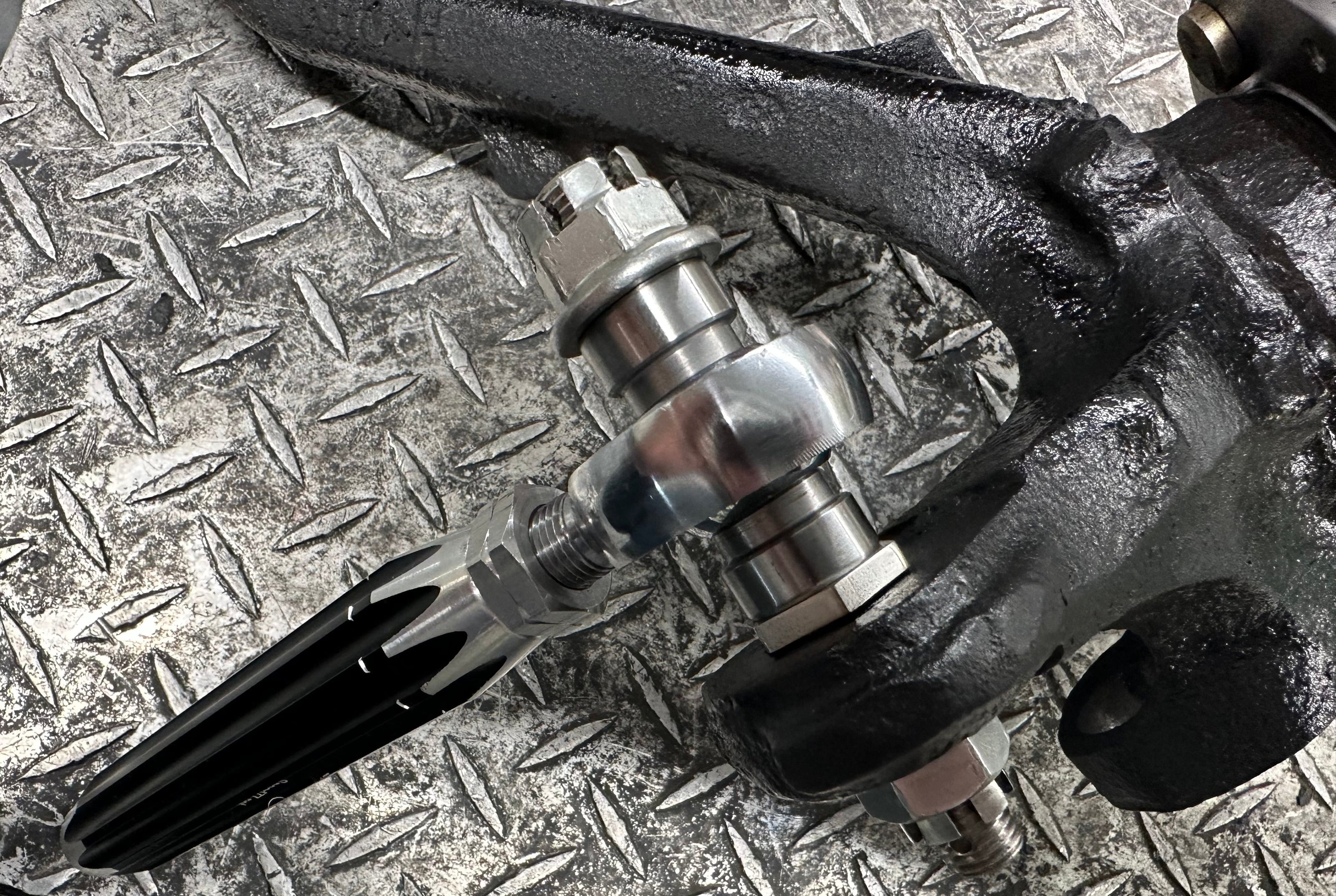 MRC Racing Components Adjustable Bump Steer Correction Tie Rod Kit MRC Racing Components