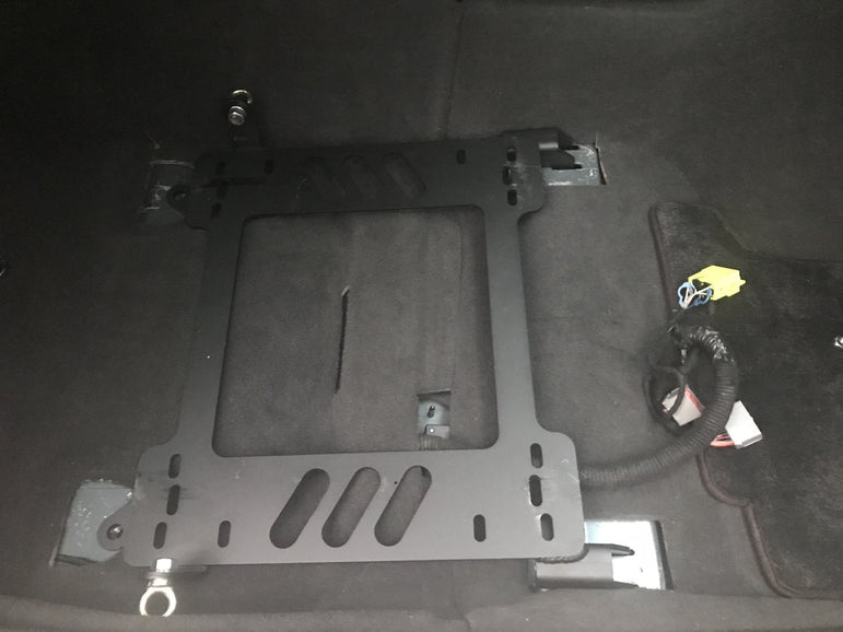Planted Seat Bracket- Cadillac CTS-V (2009-2014) - Passenger / Right Planted Technology