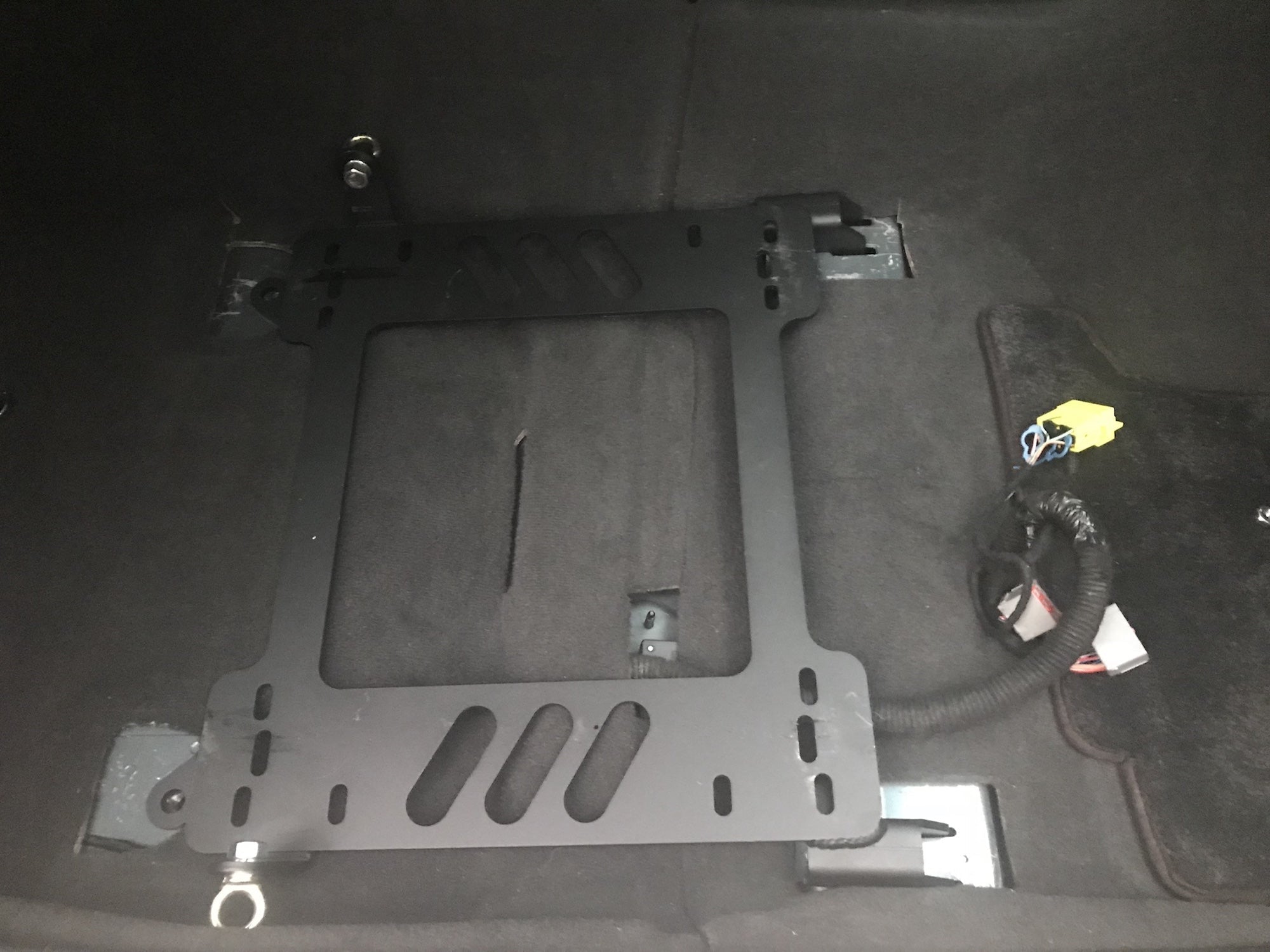 Planted Seat Bracket- Cadillac CTS-V (2009-2014) - Passenger / Right Planted Technology