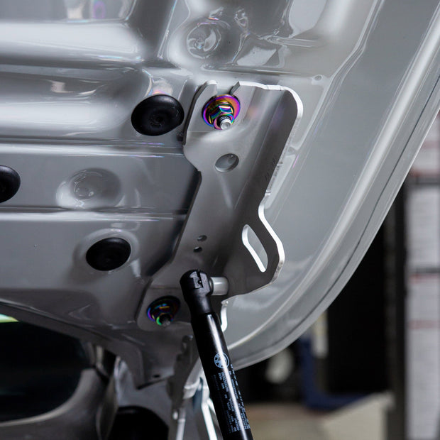 Titanium Hardware Hood Kit - BMW F80 M3/M4 (2014-2020) - JSI Racing 