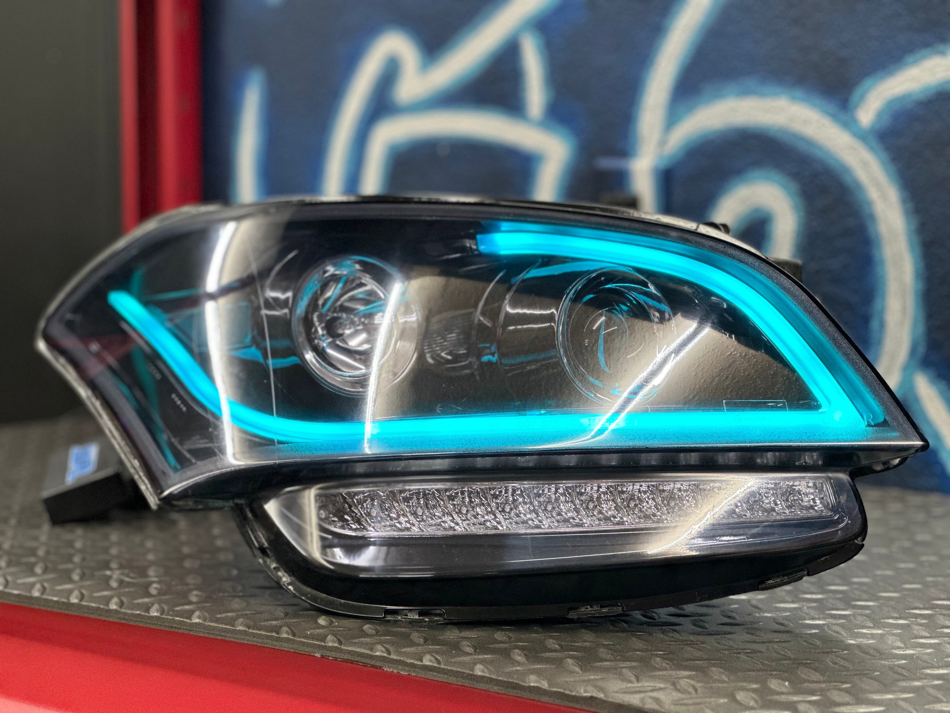 2010-2011 Kia Soul Color Shifting Headlights - JSI Racing 