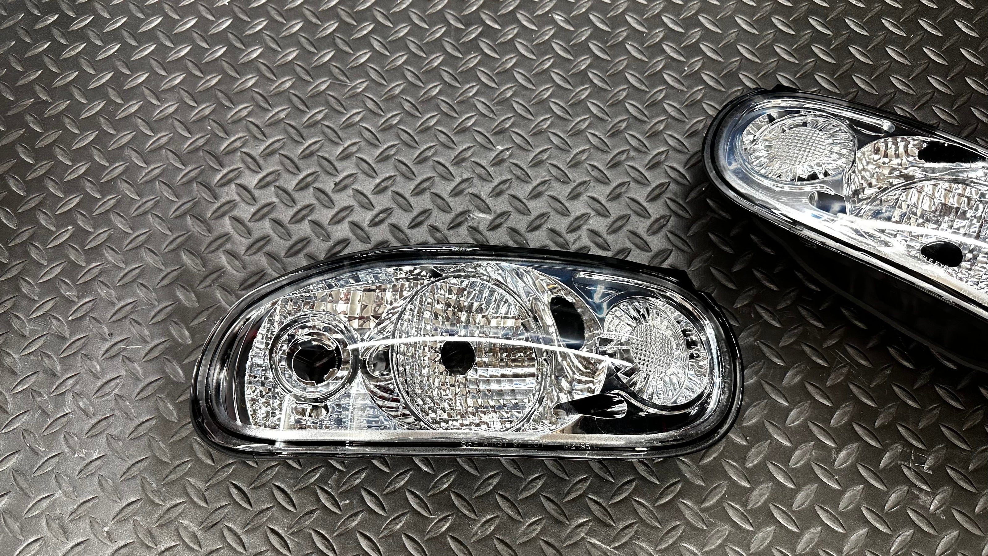NTXGlow Custom Clear Tail Lights (1990–1997 Mazda Miata) - JSI Racing 
