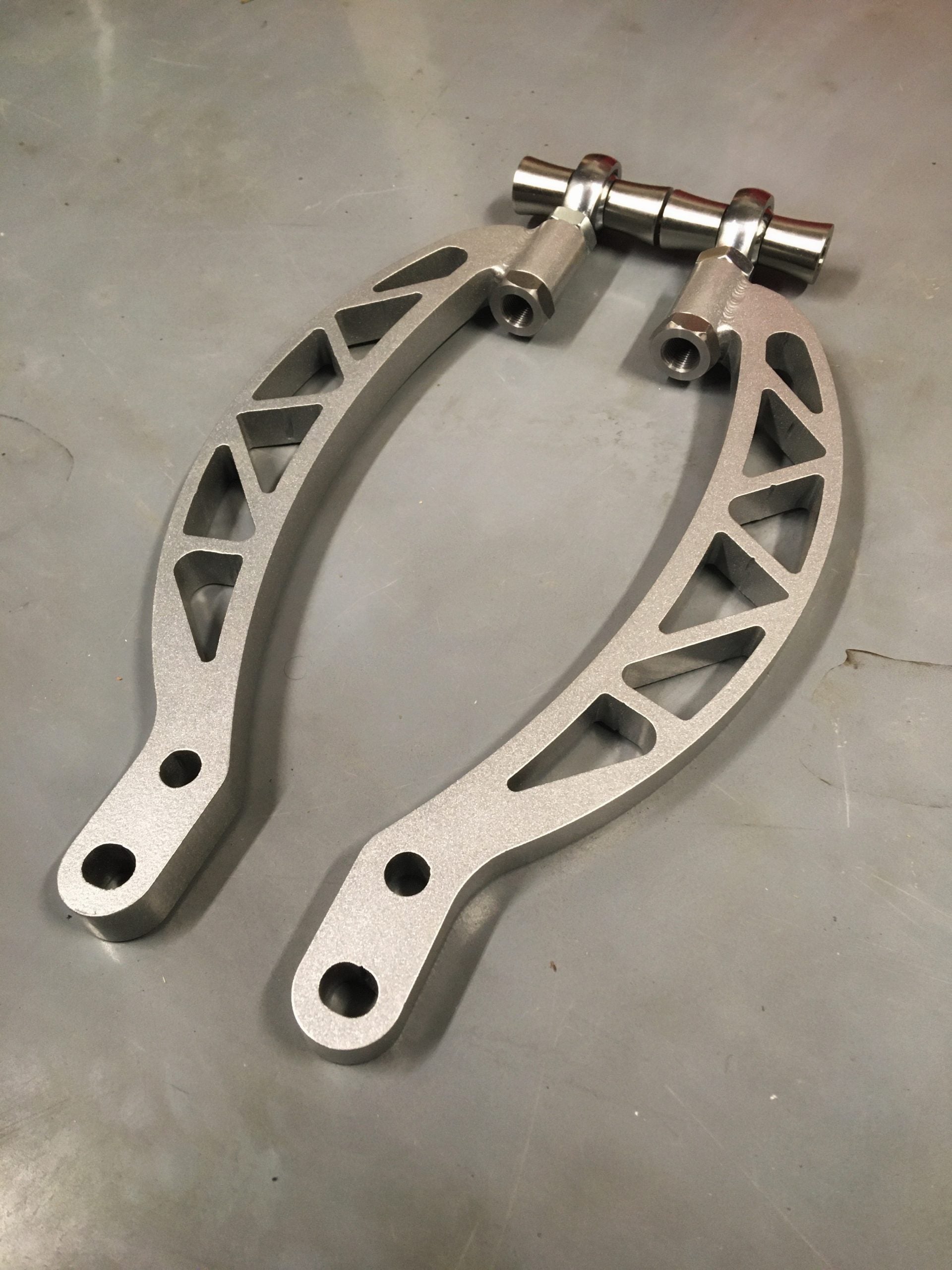S-chassis High Clearence Tension Arms
