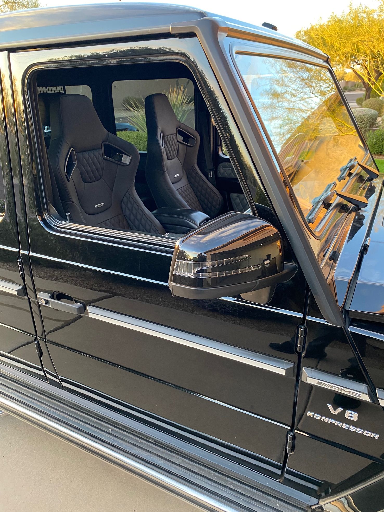 Planted Seat Bracket- Mercedes G-Class [W463 Chassis] (1991-2018) - Driver / Left Planted Technology