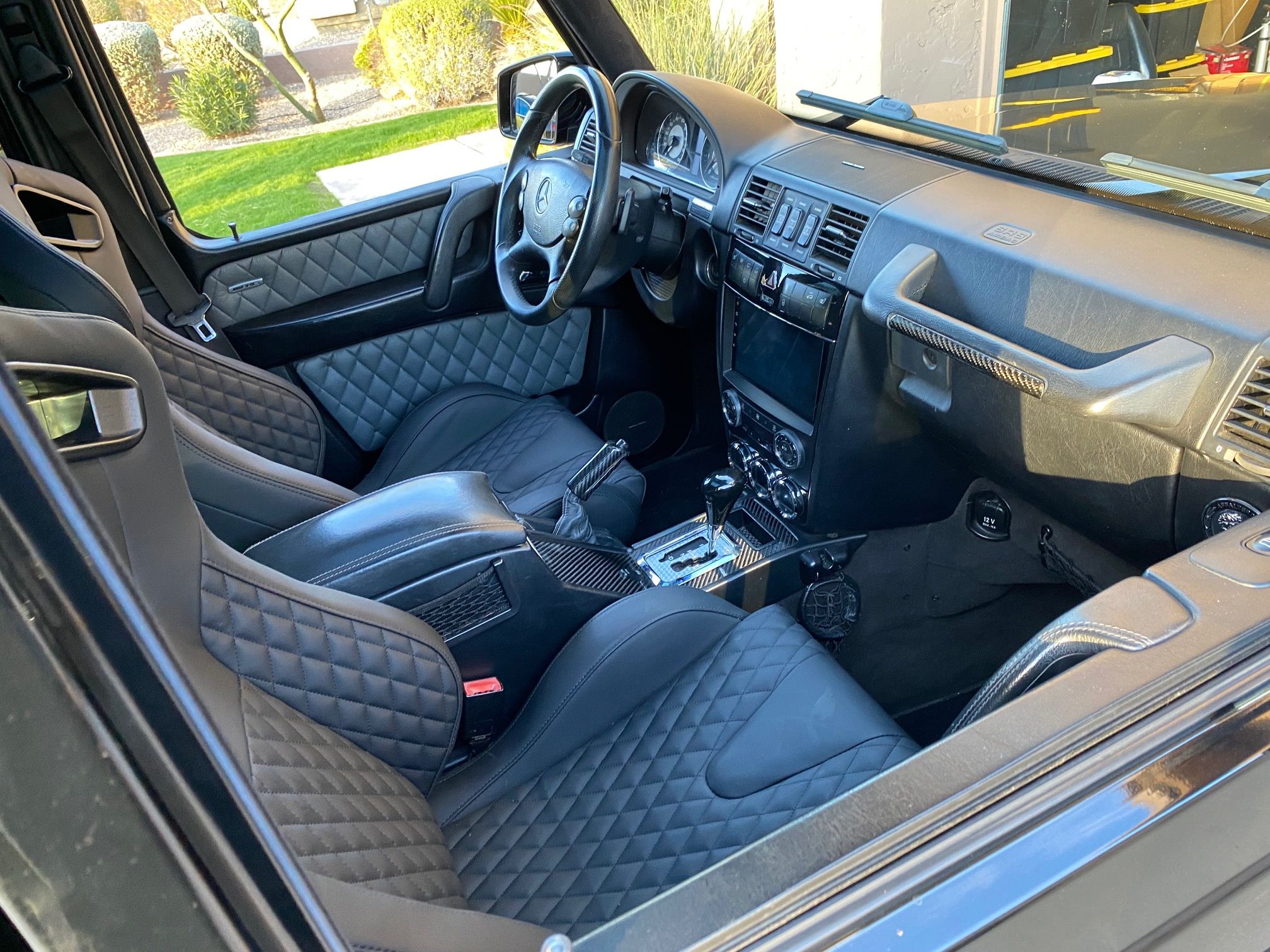Planted Seat Bracket- Mercedes G-Class [W463 Chassis] (1991-2018) - Driver / Left Planted Technology