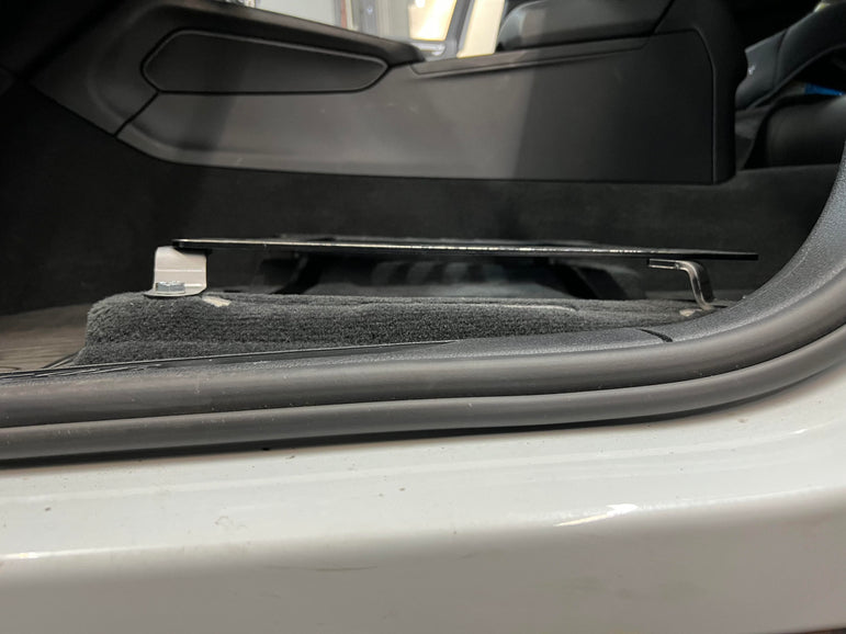 Planted Seat Bracket- Porsche Macan [1st Generation] (2014+) - Driver / Left Planted Technology