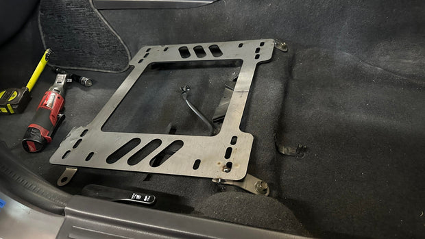Planted Seat Bracket- Nissan Skyline [R34 Chassis] (1998-2005) - Driver (Right Side) Planted Technology