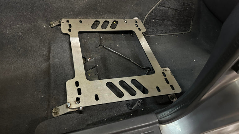Planted Seat Bracket- Nissan Skyline [R34 Chassis] (1998-2005) - Passenger (Left Side) Planted Technology