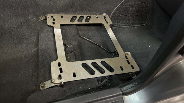 Planted Seat Bracket- Nissan Skyline [R34 Chassis] (1998-2005) - Passenger (Left Side) Planted Technology