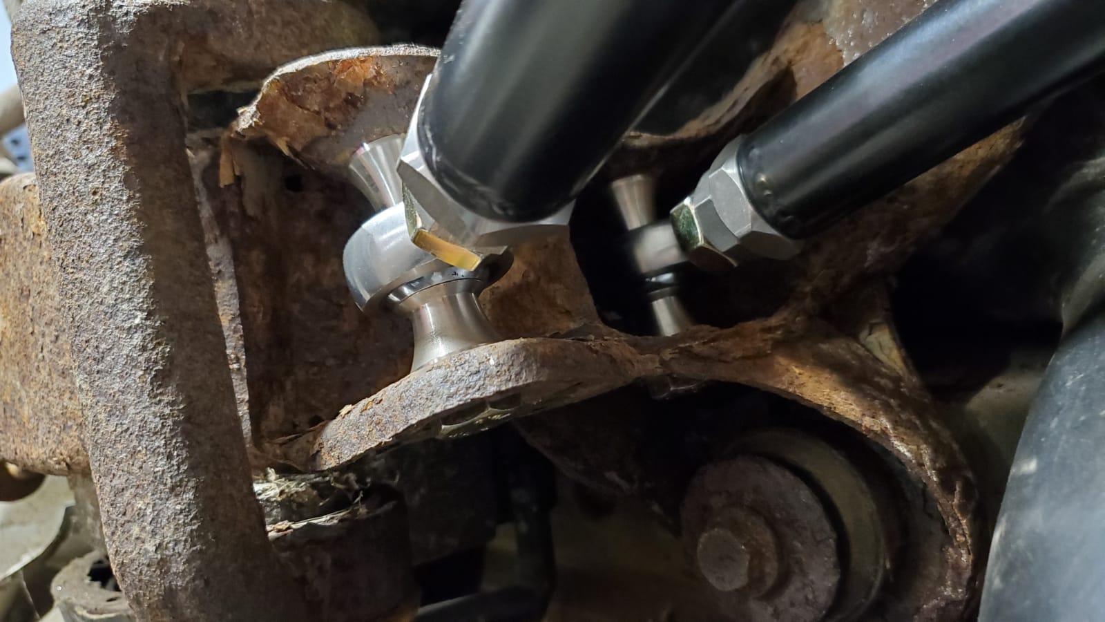 MK4 VW Rear Adjustable Control Arm