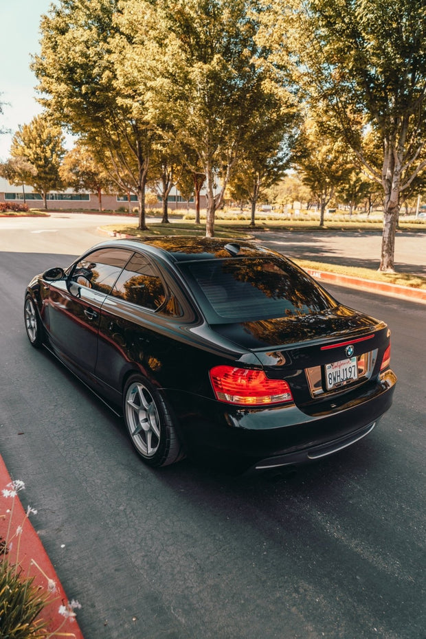 BMW 128i / 135i (2007-2013) Carbon Fiber Side Skirt Extensions - JSI Racing 