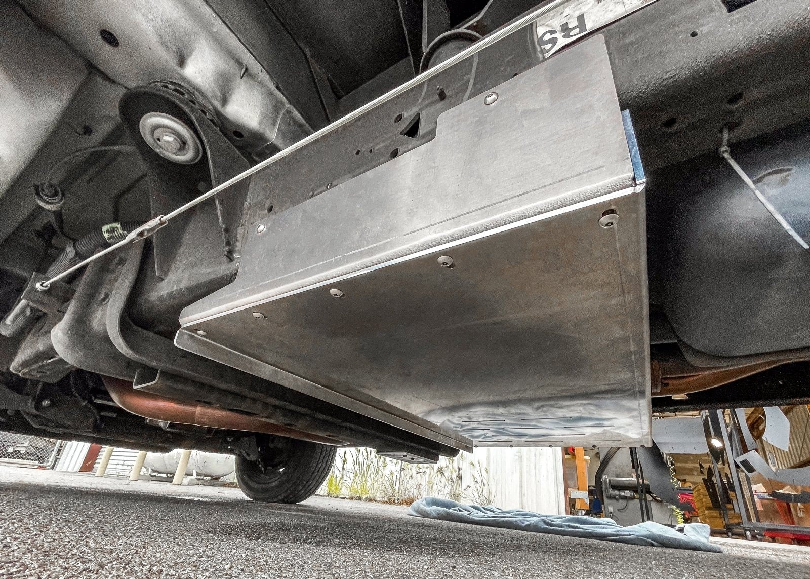 Chevrolet/GMC Express & Savana 2500/3500 Catalytic Converter Guard (2010-2020) - JSI Racing 