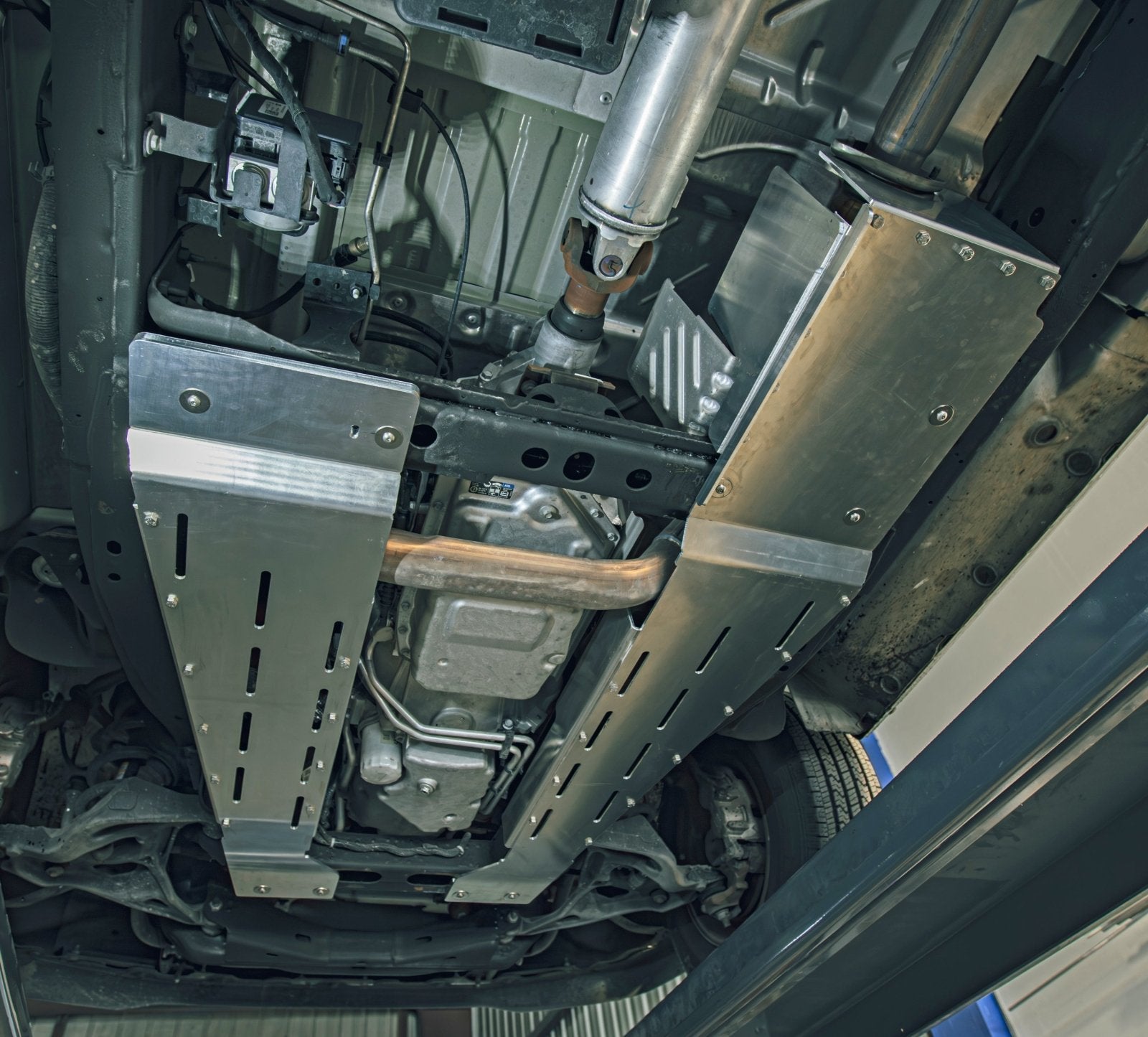 FSPE Catalytic Converter Guard/Shield – Chevrolet Express & GMC Savana (2025, 4.3L V6/6.6L V8)