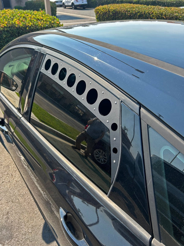 FSPE Rear Window Vents (Pair) – Ford Focus SE/ST/RS Hatchback (2011–2018)