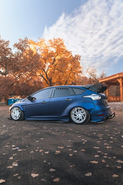 FSPE Rear Window Vents (Pair) – Ford Focus SE/ST/RS Hatchback (2011–2018) - JSI Racing 