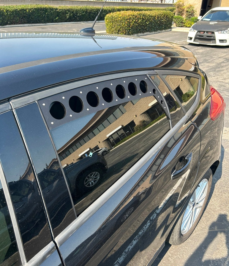 FSPE Rear Window Vents (Pair) – Ford Focus SE/ST/RS Hatchback (2011–2018) - JSI Racing 