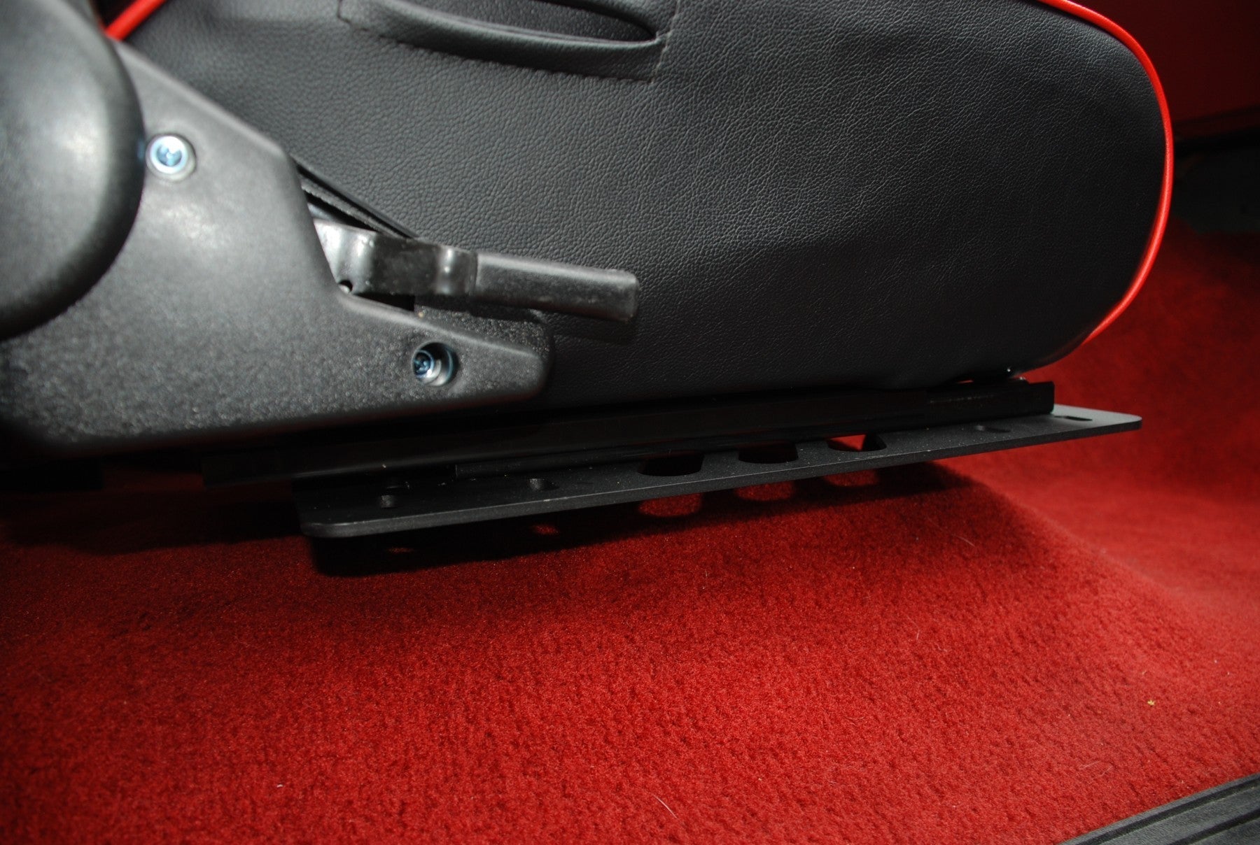Planted Seat Bracket- Ford Bronco [Third Generation Excluding Bench Seat Models] (1980-1986) - Passenger / Right Planted Technology
