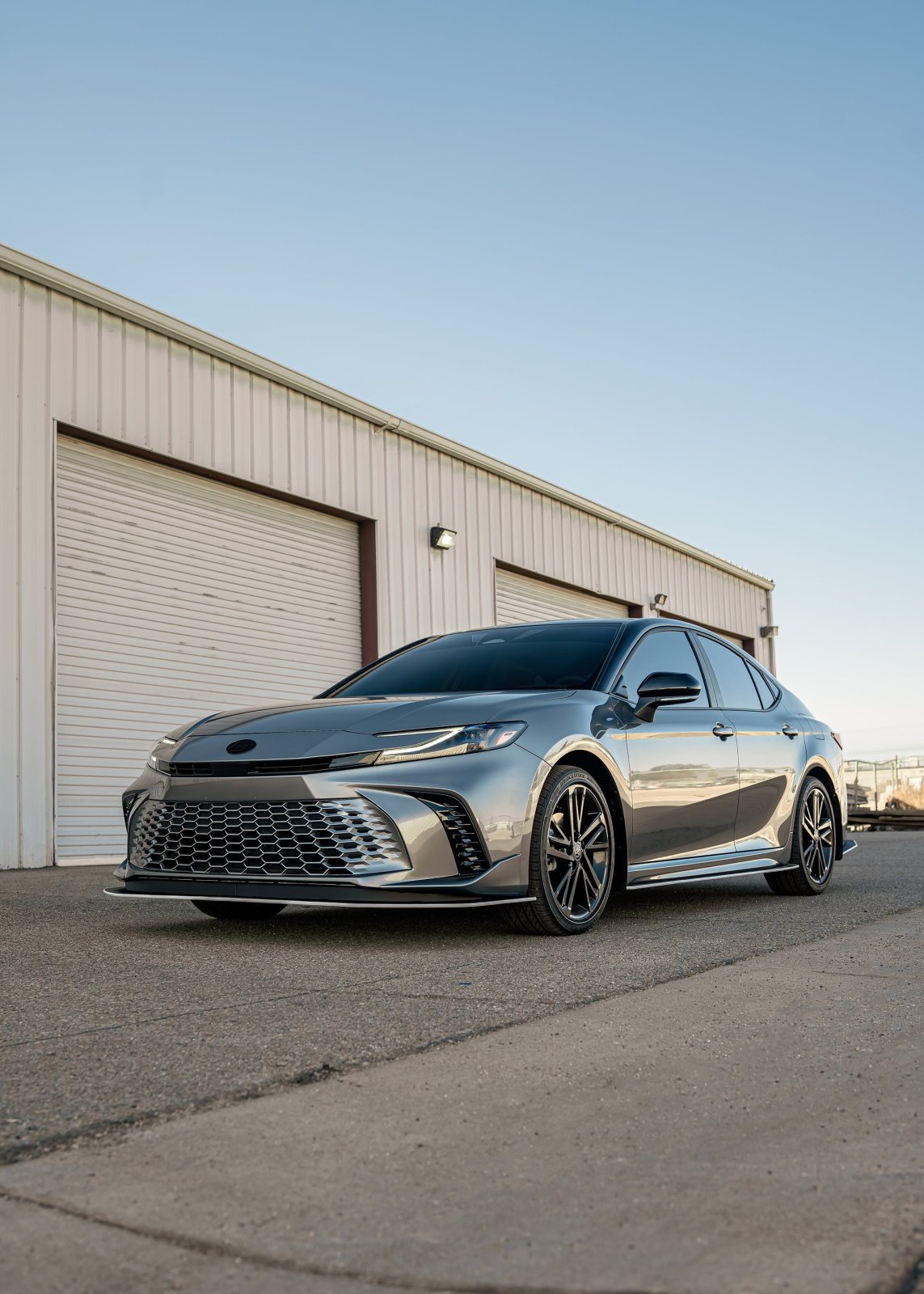 FSPE Chassis Mount Front Splitter – Toyota Camry SE/XSE (2025+) - JSI Racing 