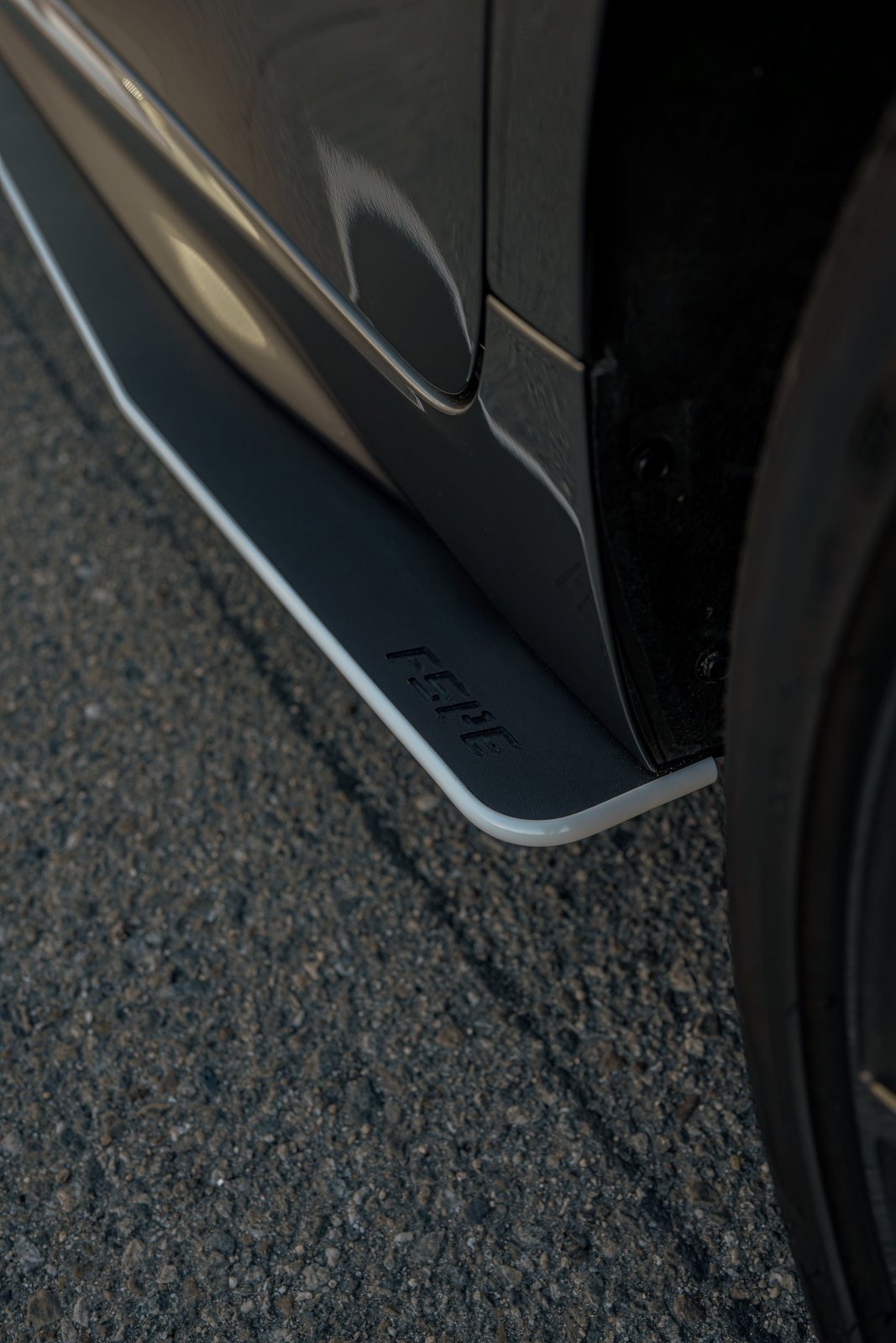 FSPE HDPE Side Skirts – Toyota Camry SE/XSE (2025+) - JSI Racing 