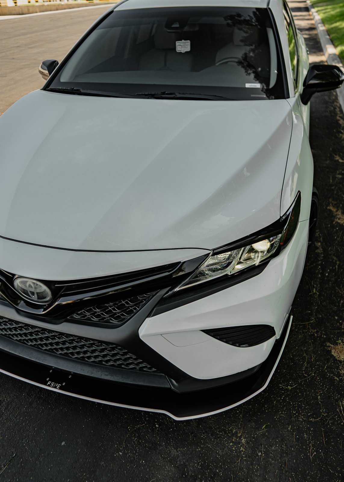 FSPE Chassis Mount Front Splitter – Toyota Camry SE/XSE (2018–2024) FSPE