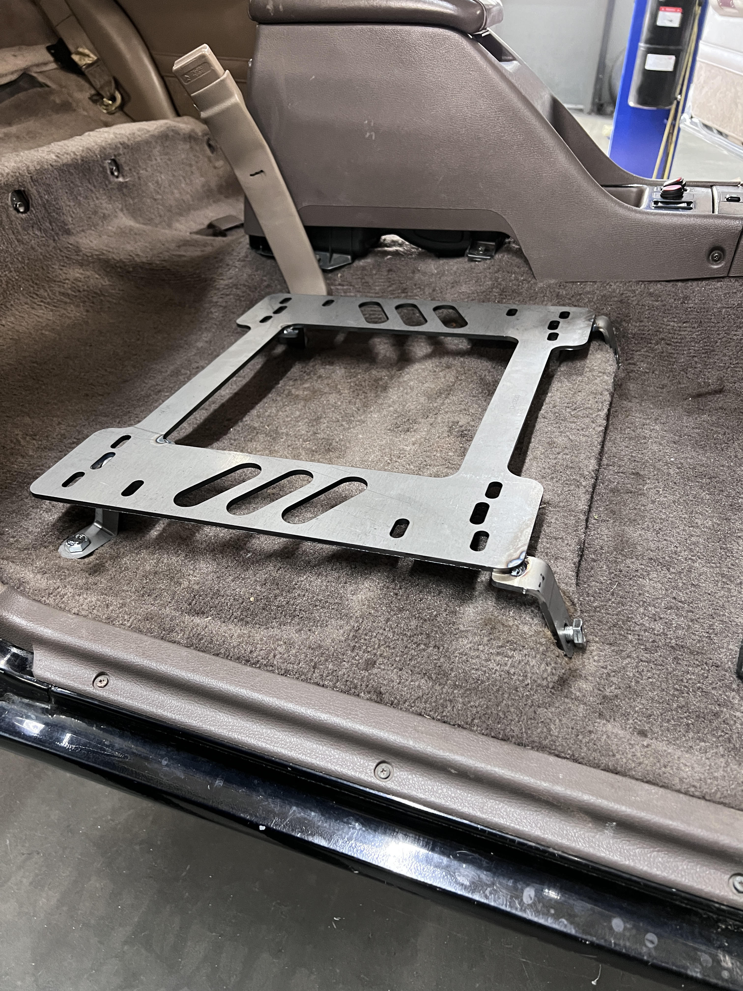Planted Seat Bracket- Toyota 4Runner [2nd Generation / N120/N130 Chassis] (1990-1995) - Driver / Left Planted Technology