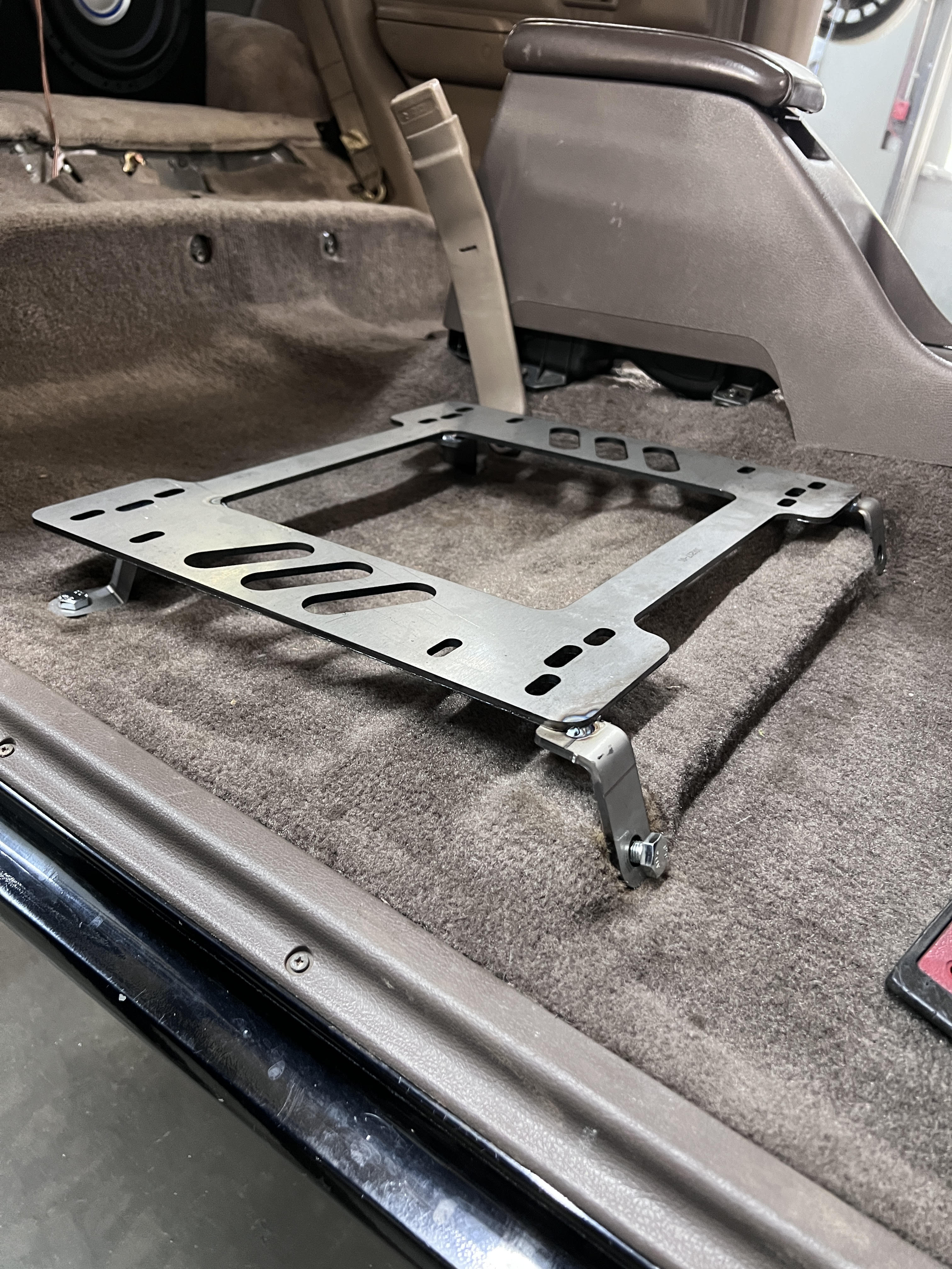 Planted Seat Bracket- Toyota 4Runner [2nd Generation / N120/N130 Chassis] (1990-1995) - Driver / Left Planted Technology