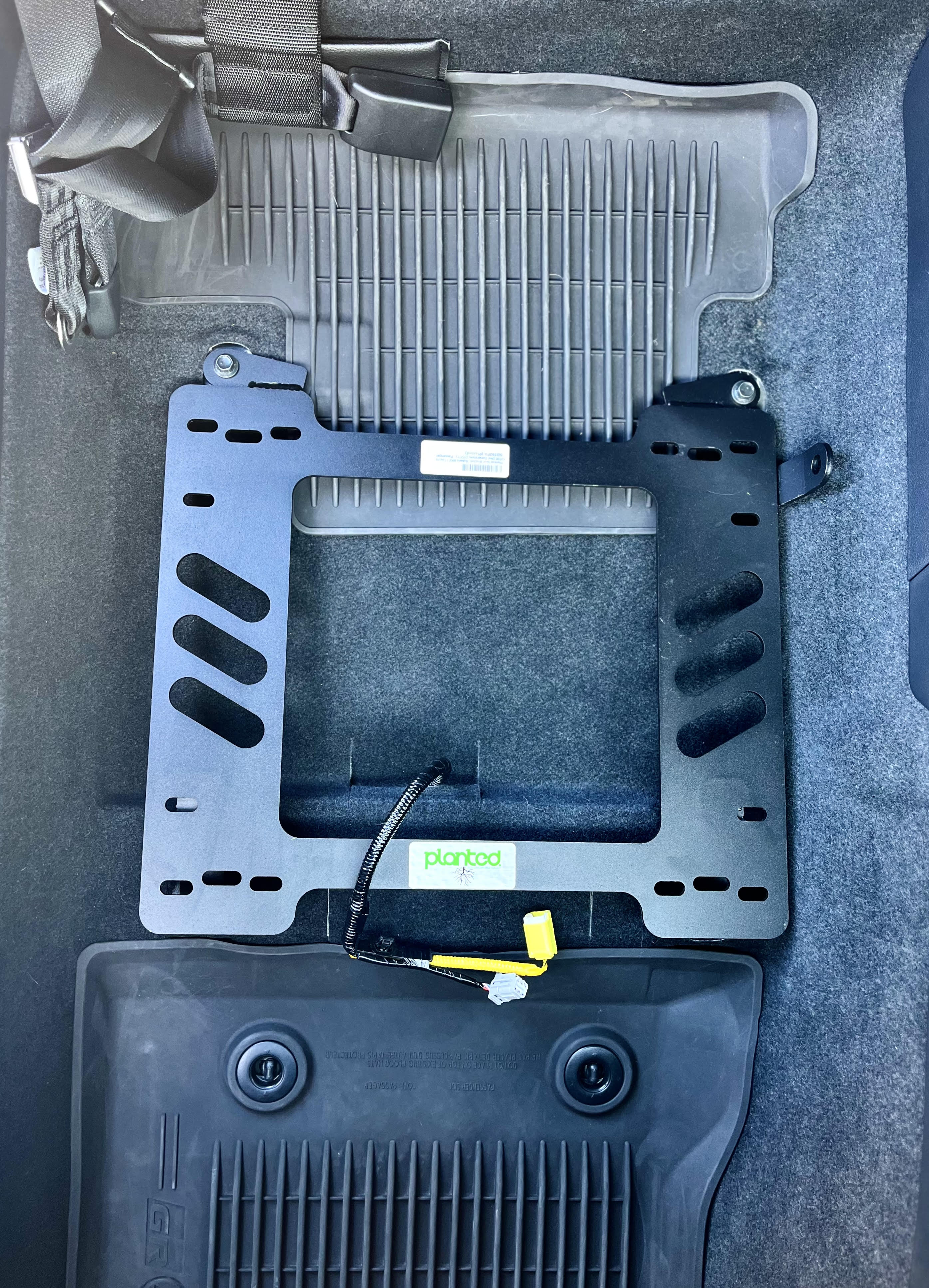 Planted Seat Bracket- Subaru BRZ / Toyota GR86 [2nd Generation] (2021+) - Passenger / Right Planted Technology