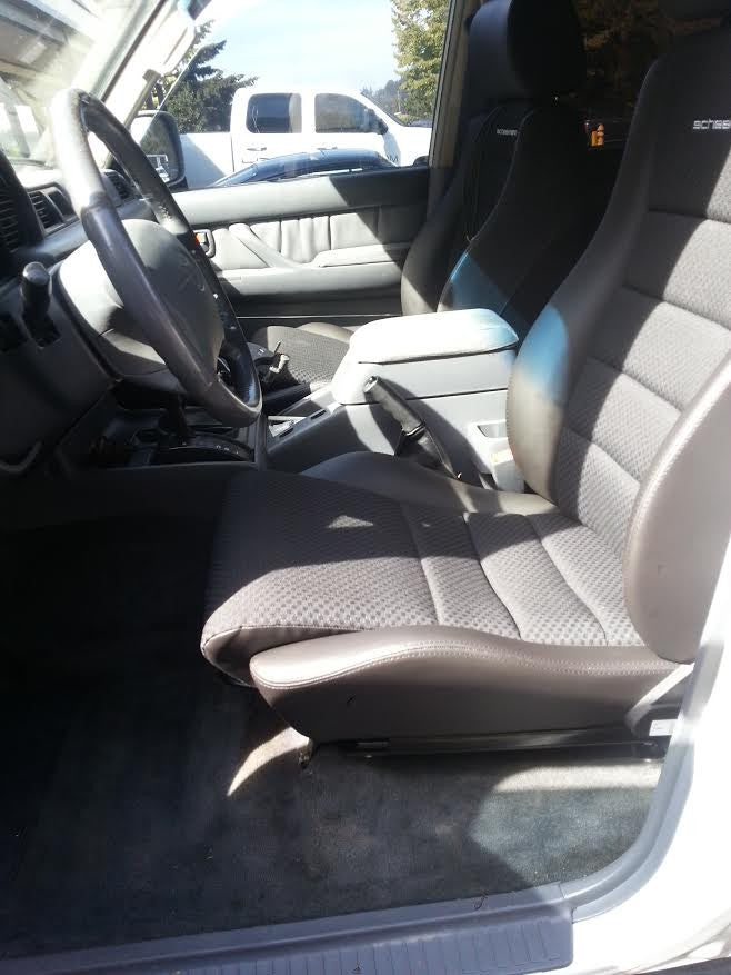Planted Seat Bracket- Toyota Land Cruiser 80 Series [J80] (1990-1997) - Driver / Left Planted Technology