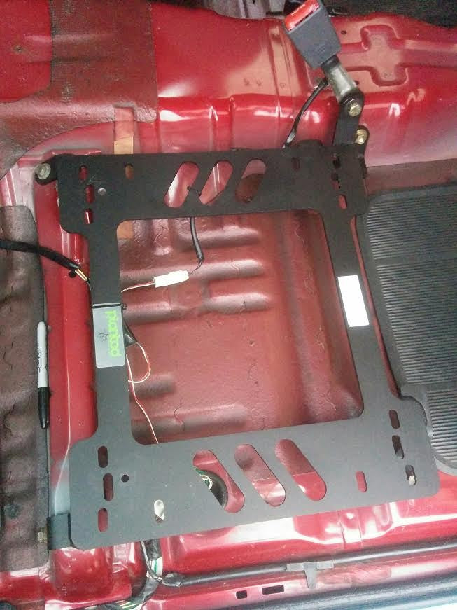 Planted Seat Bracket- Toyota Tacoma [Excluding Bench Seat Models] (1995.5-2004) - Driver / Left Planted Technology