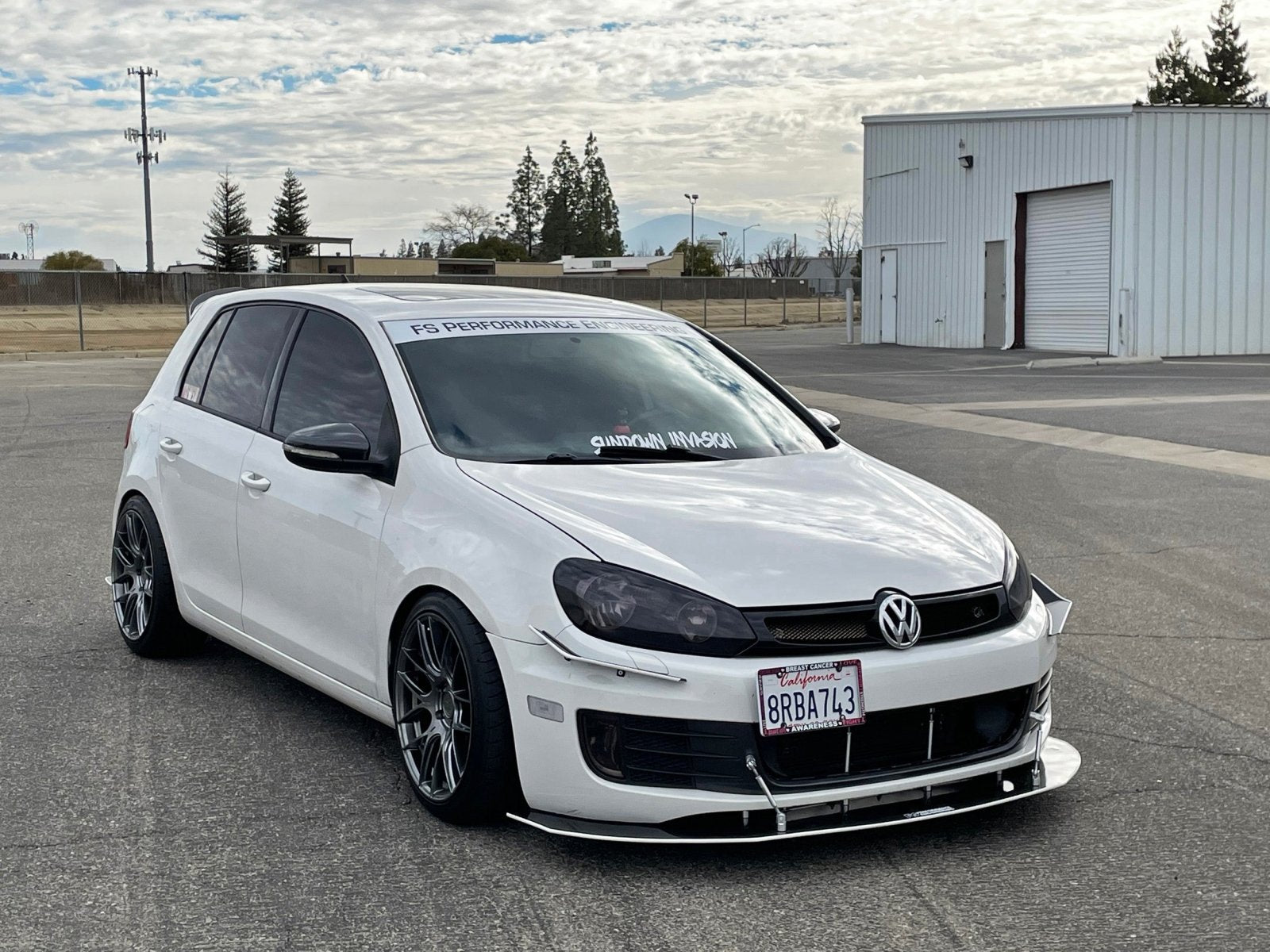 Volkswagen MK6 (2010-2014) Golf GTI Front Splitter V3 (Partial Chassis Mount) - JSI Racing 